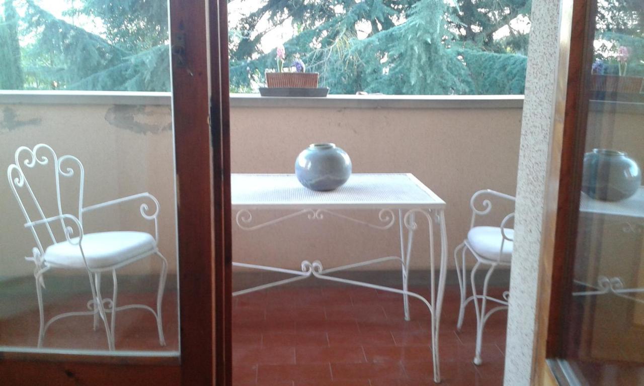 Lupo Azzurro Bed and Breakfast Siena Habitación foto